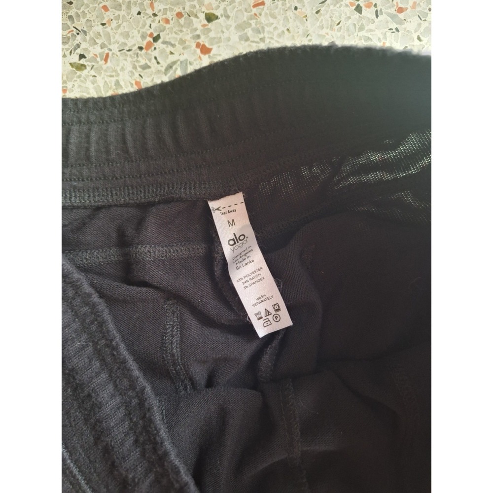 Alo Yoga Soho Sweatpant - Picture 8 of 10